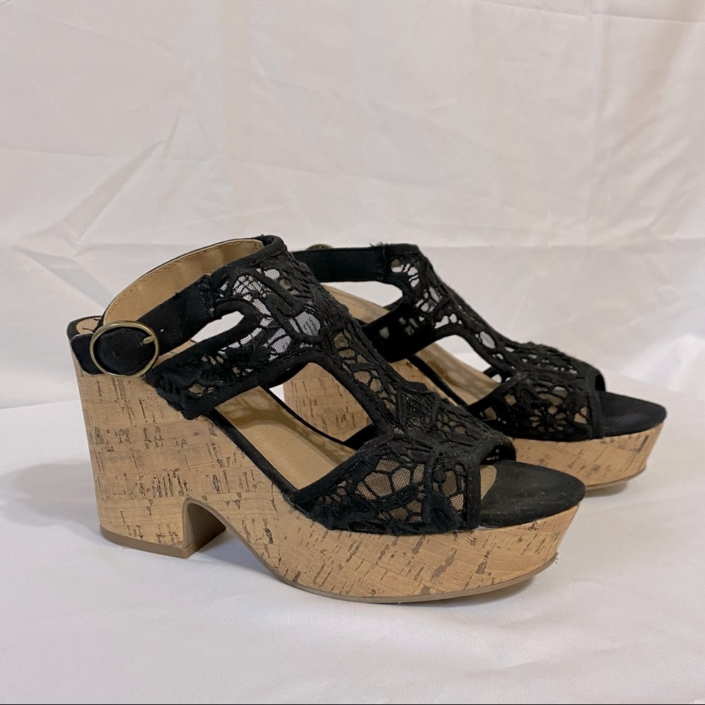 American Eagle wedge heels